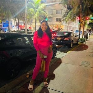 Meet your Posher, Esperanza